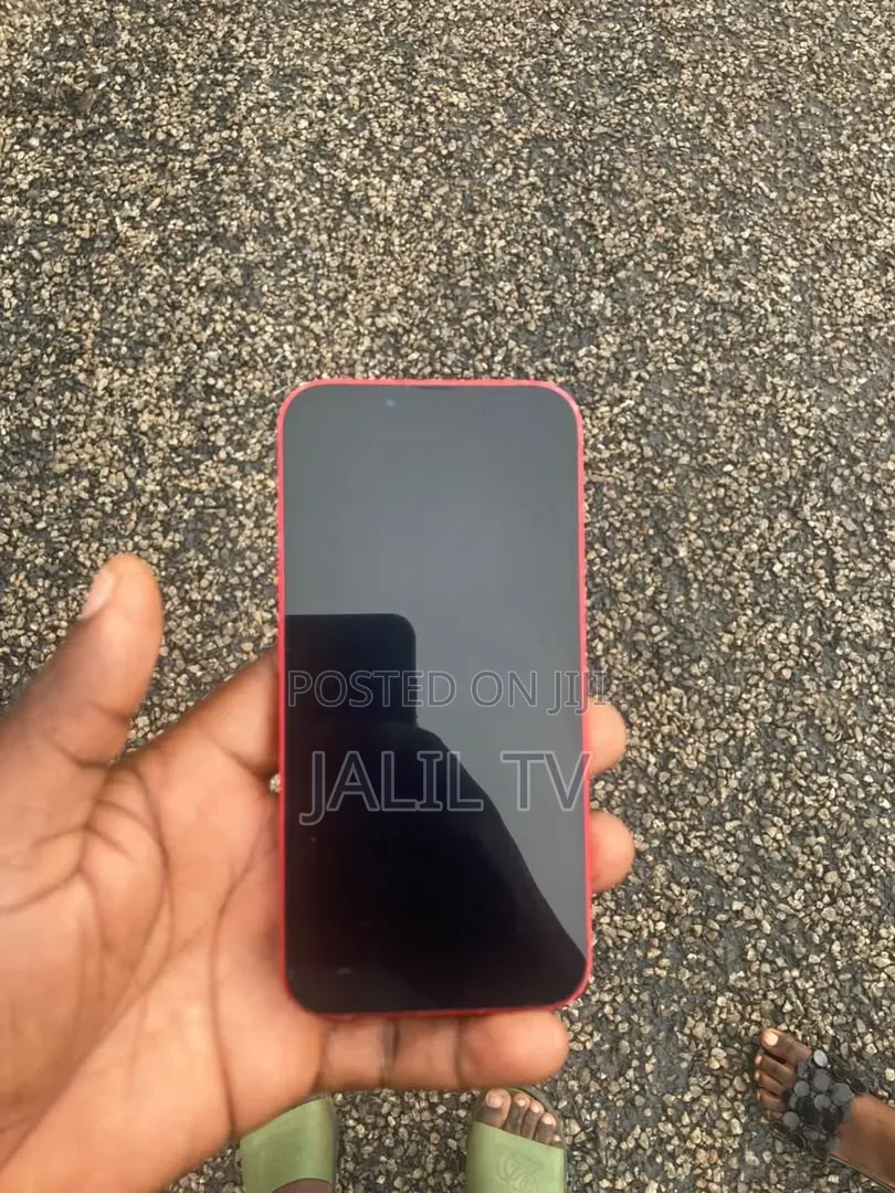 Apple iPhone 13 128 GB Red