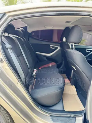 Hyundai Elantra 2014 Gold