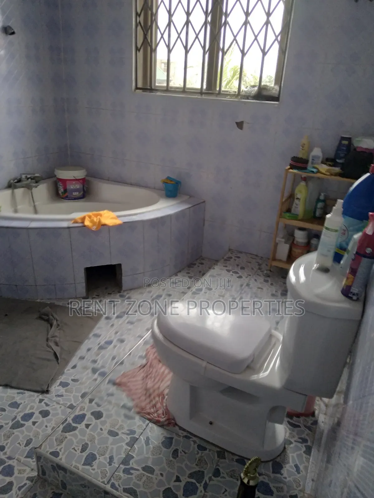 2bdrm Apartment in Sowutwuom for rent