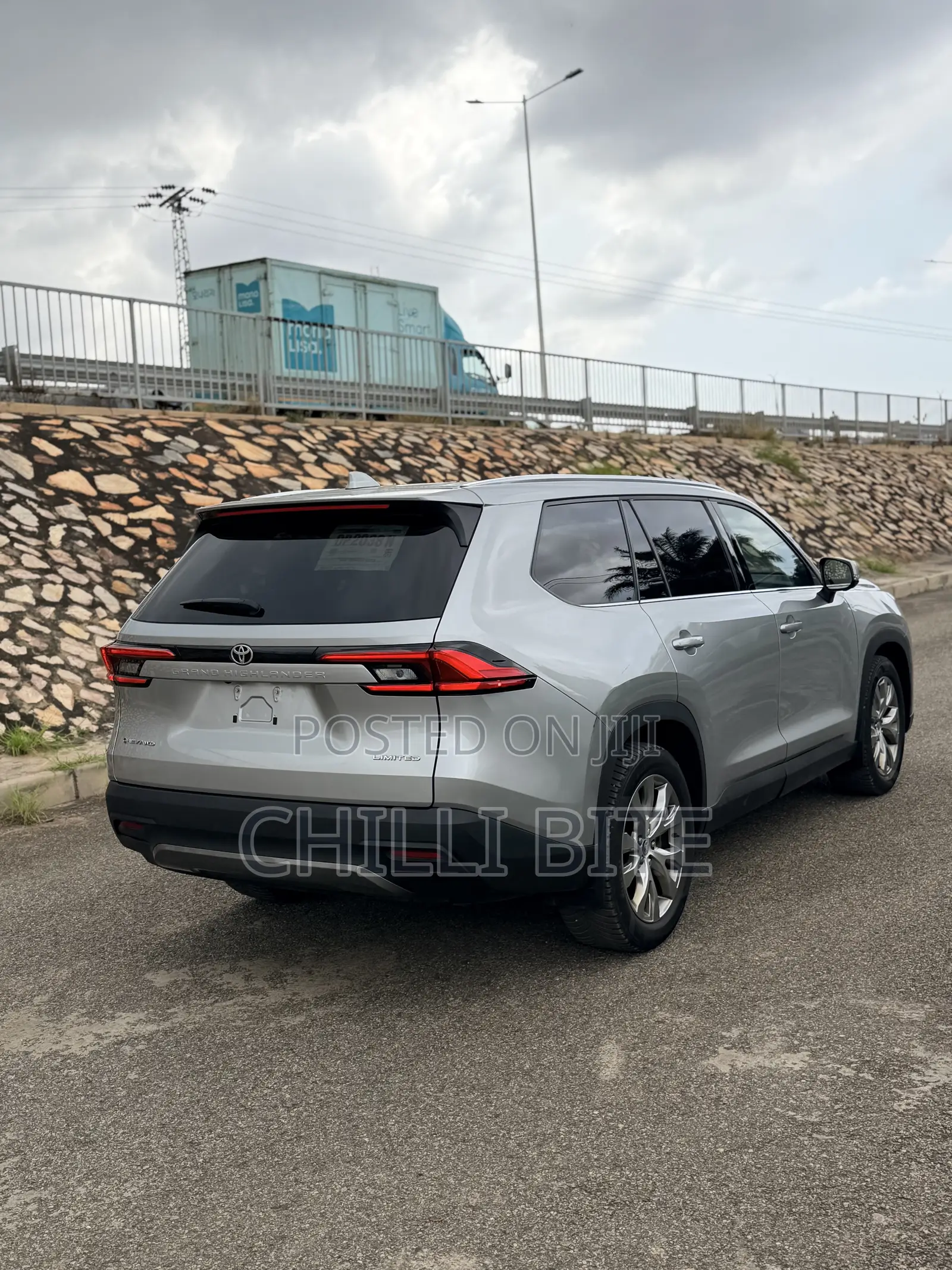 Toyota Grand Highlander Limited FWD 2024 Silver