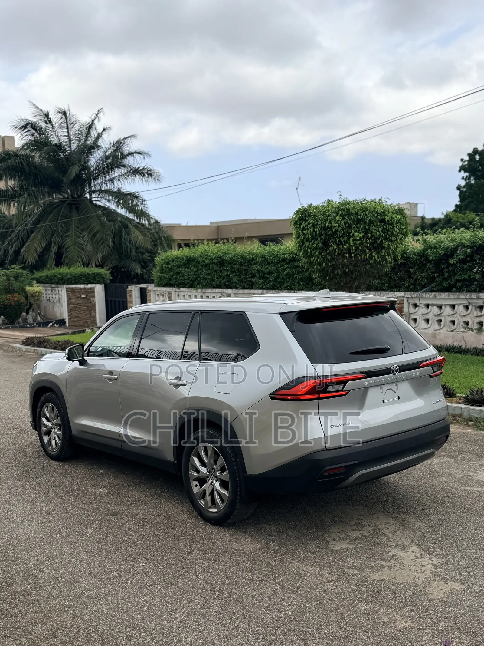 Toyota Grand Highlander Limited FWD 2024 Silver
