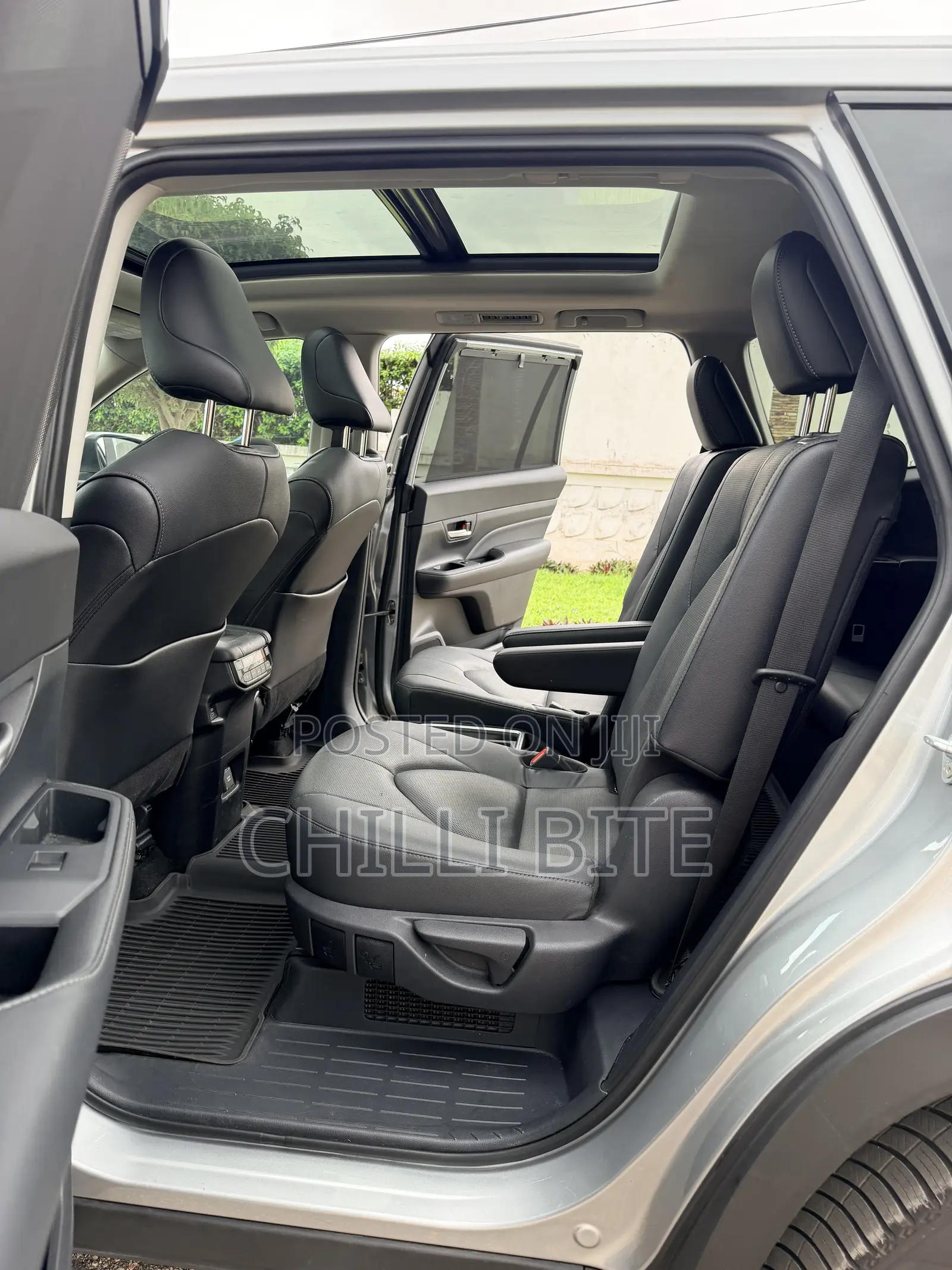 Toyota Grand Highlander Limited FWD 2024 Silver
