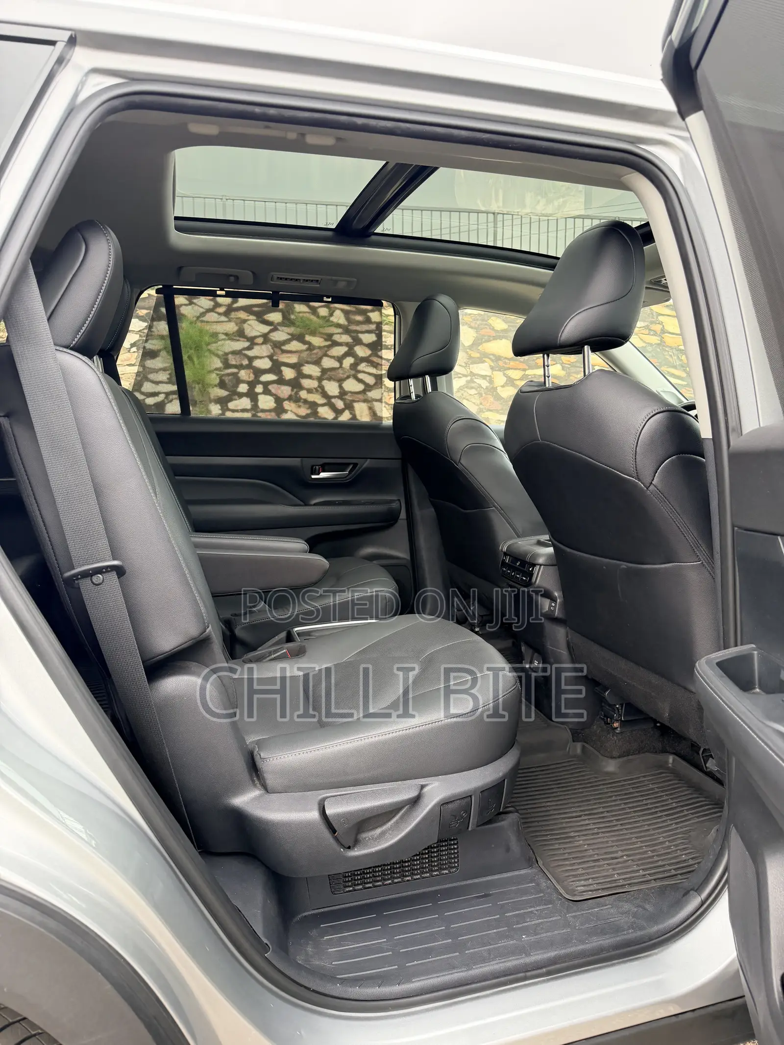 Toyota Grand Highlander Limited FWD 2024 Silver