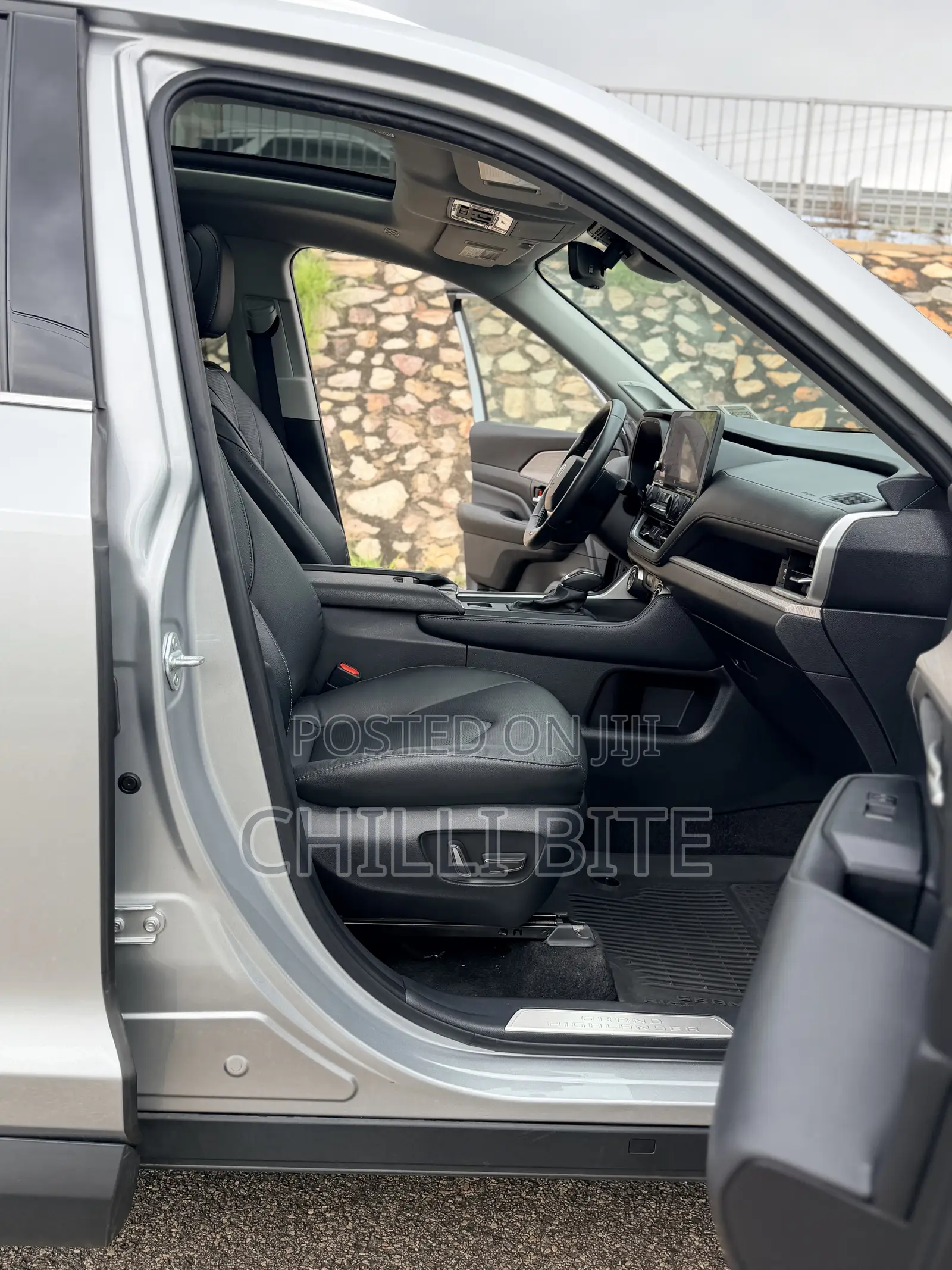 Toyota Grand Highlander Limited FWD 2024 Silver