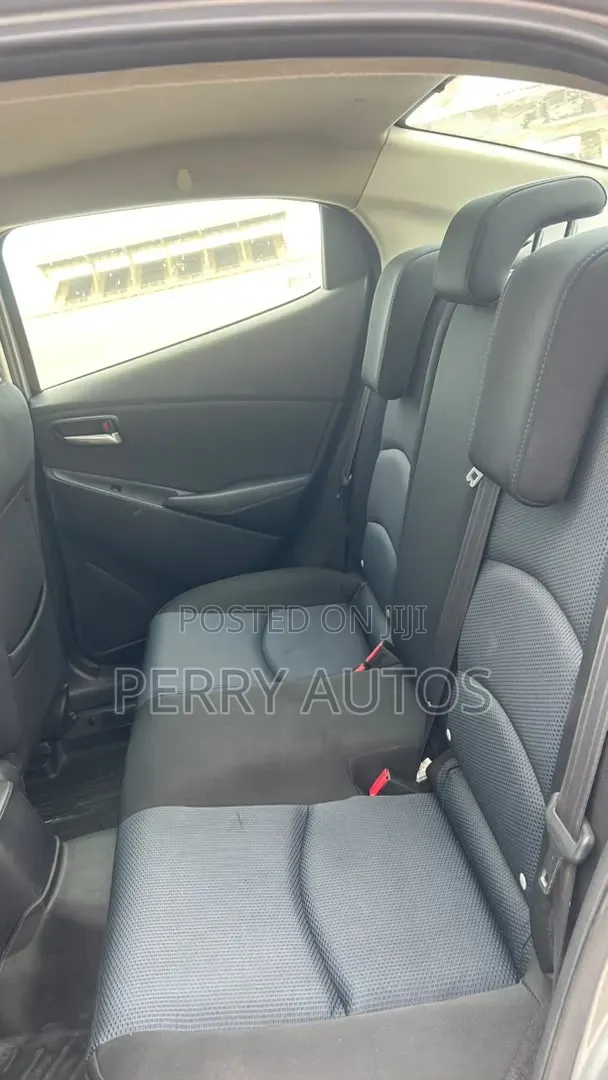 Toyota Yaris 2016