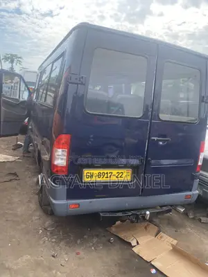 Mercedes-Benz Sprinter 2005 Blue