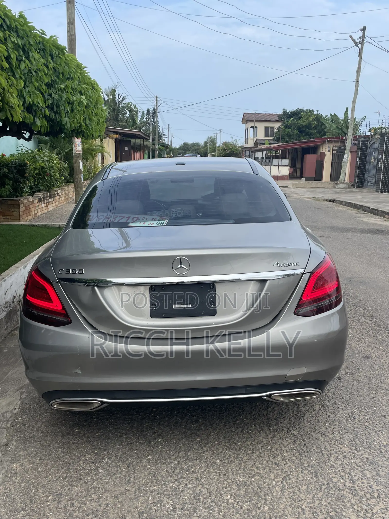 Mercedes-Benz C300 2020 Gray