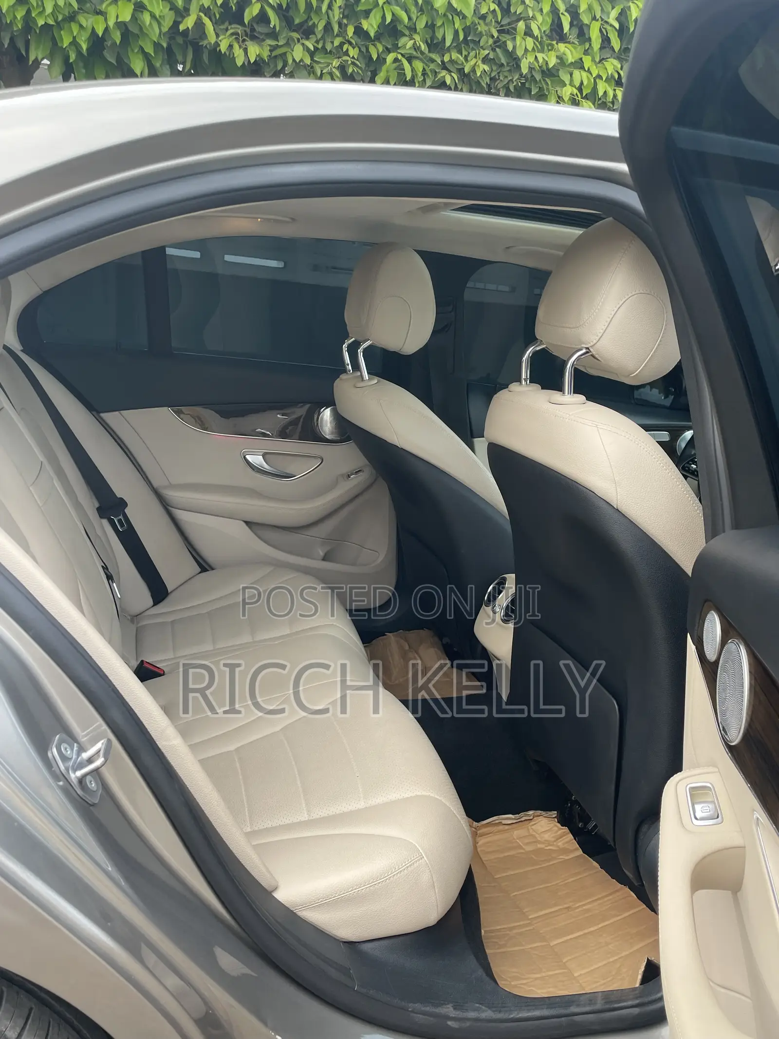 Mercedes-Benz C300 2020 Gray