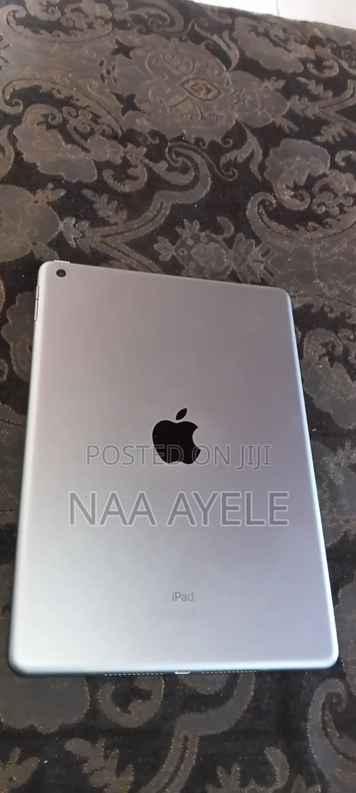 Apple iPad 9.7 32 GB Gray