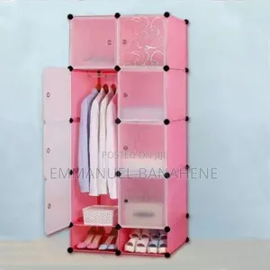 2 1n 1 Wadrobe or 8 Cubes