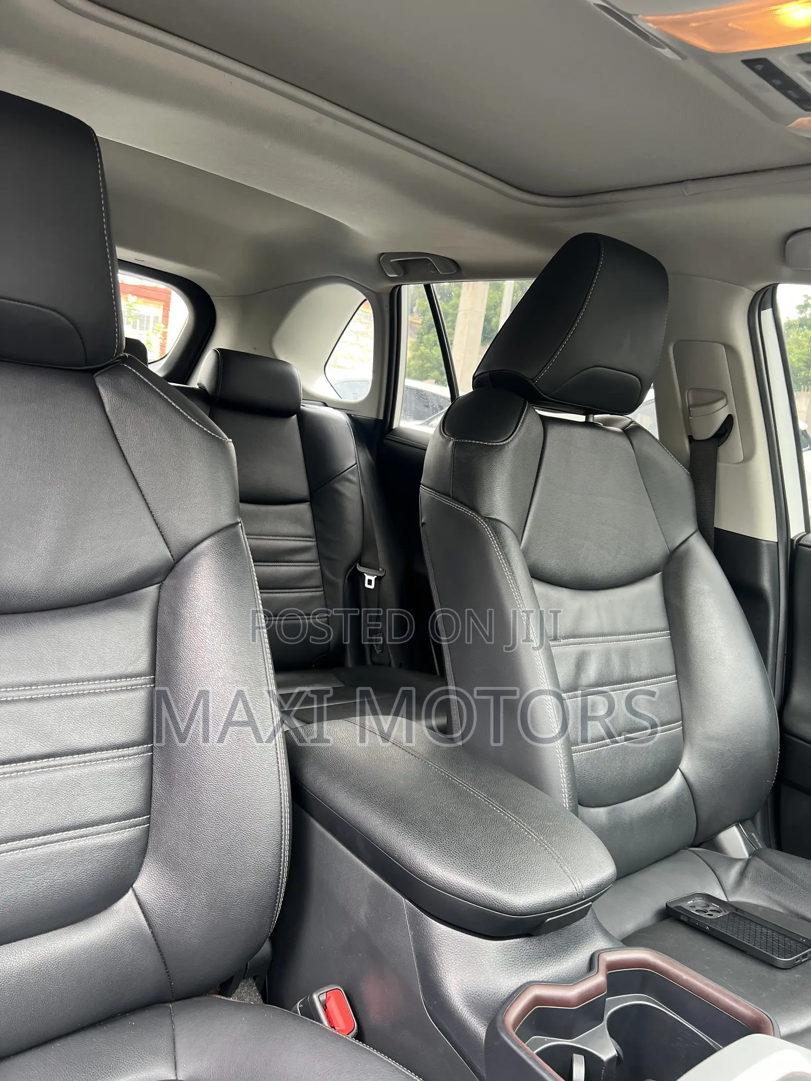 Toyota RAV4 2023 White
