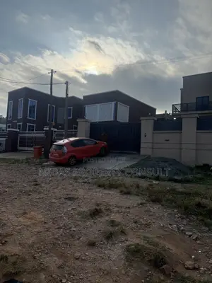 4bdrm House in Ayimensah, Oyarifa for sale