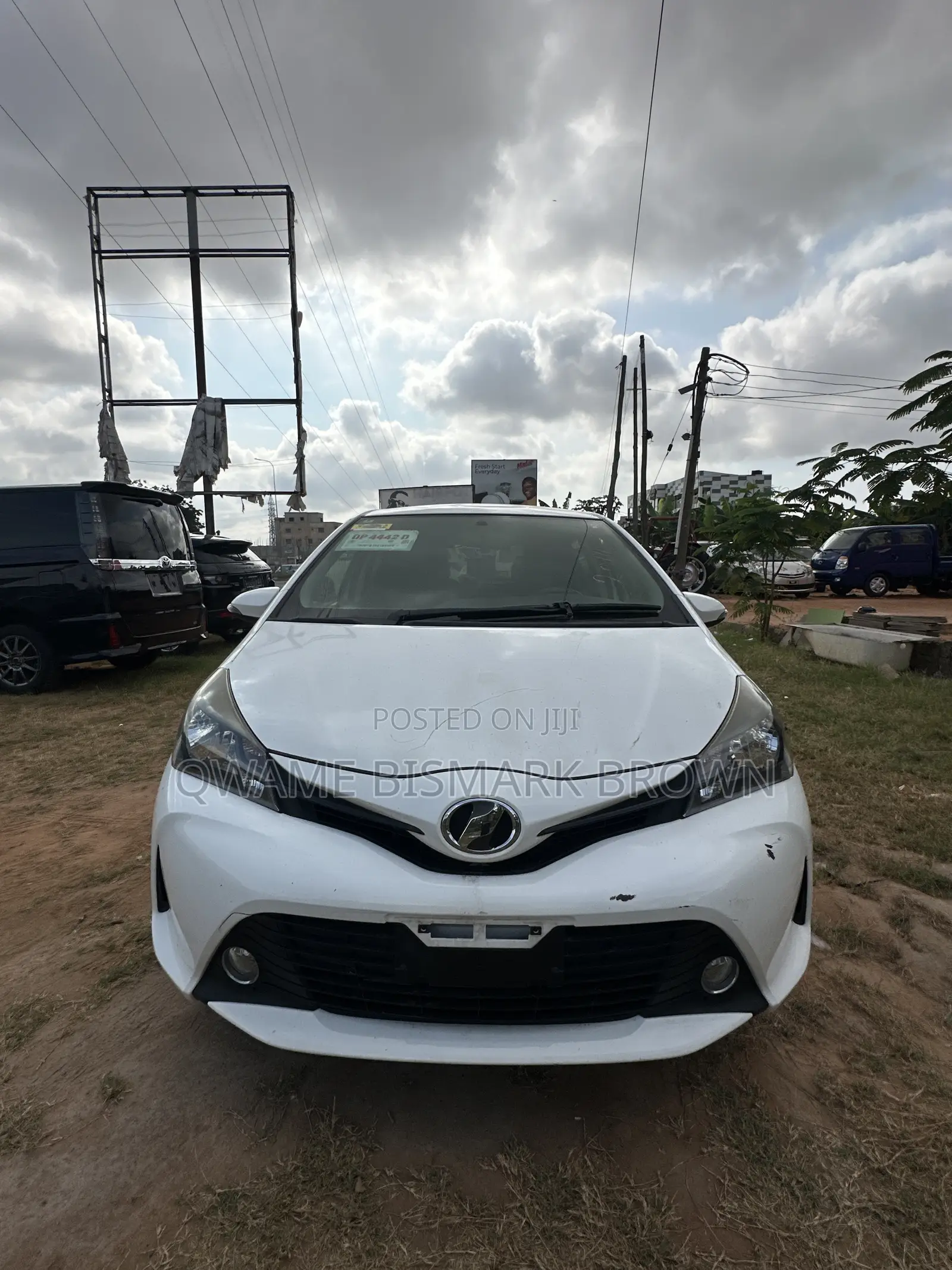 Toyota Vitz 2014 White