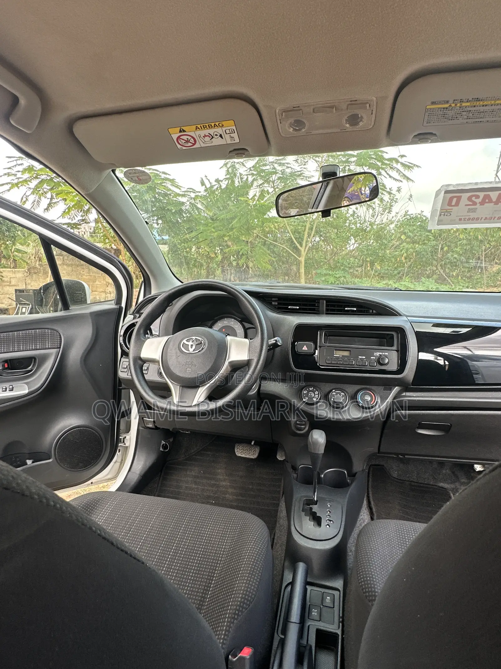 Toyota Vitz 2014 White