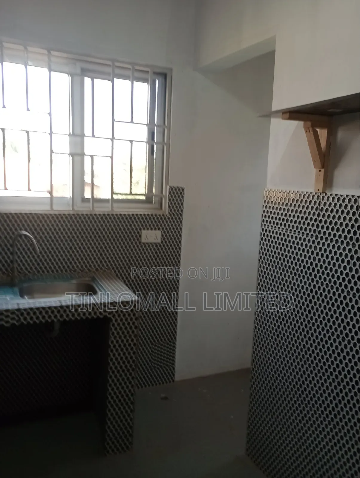 2bdrm House in Spintex Estates, Accra Metropolitan for rent