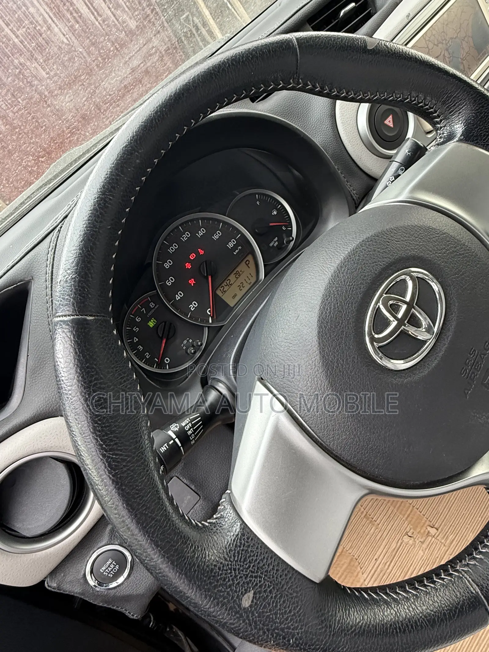 Toyota Vitz 2011 Black
