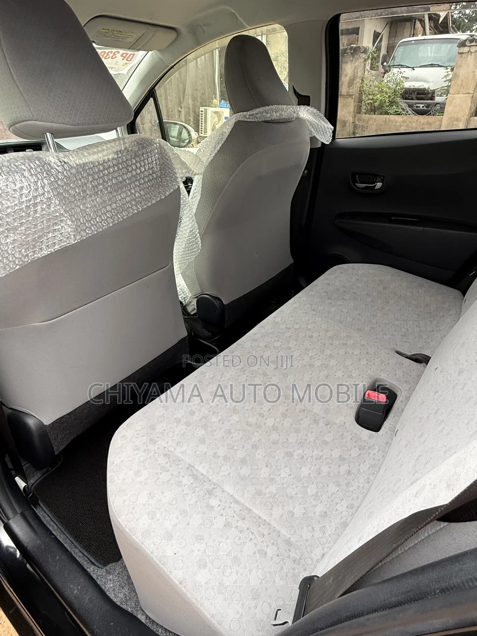 Toyota Vitz 2011 Black