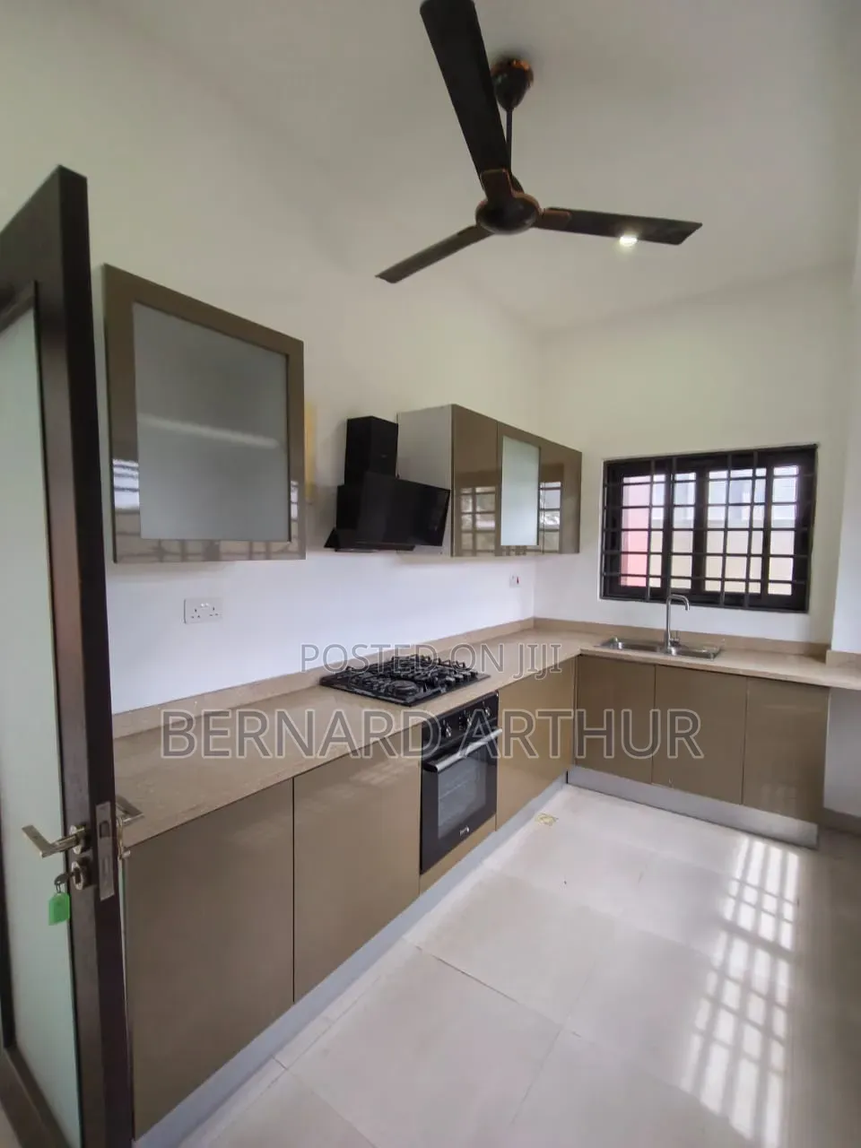 4bdrm Duplex in Bernard Agency, Pokuase for rent