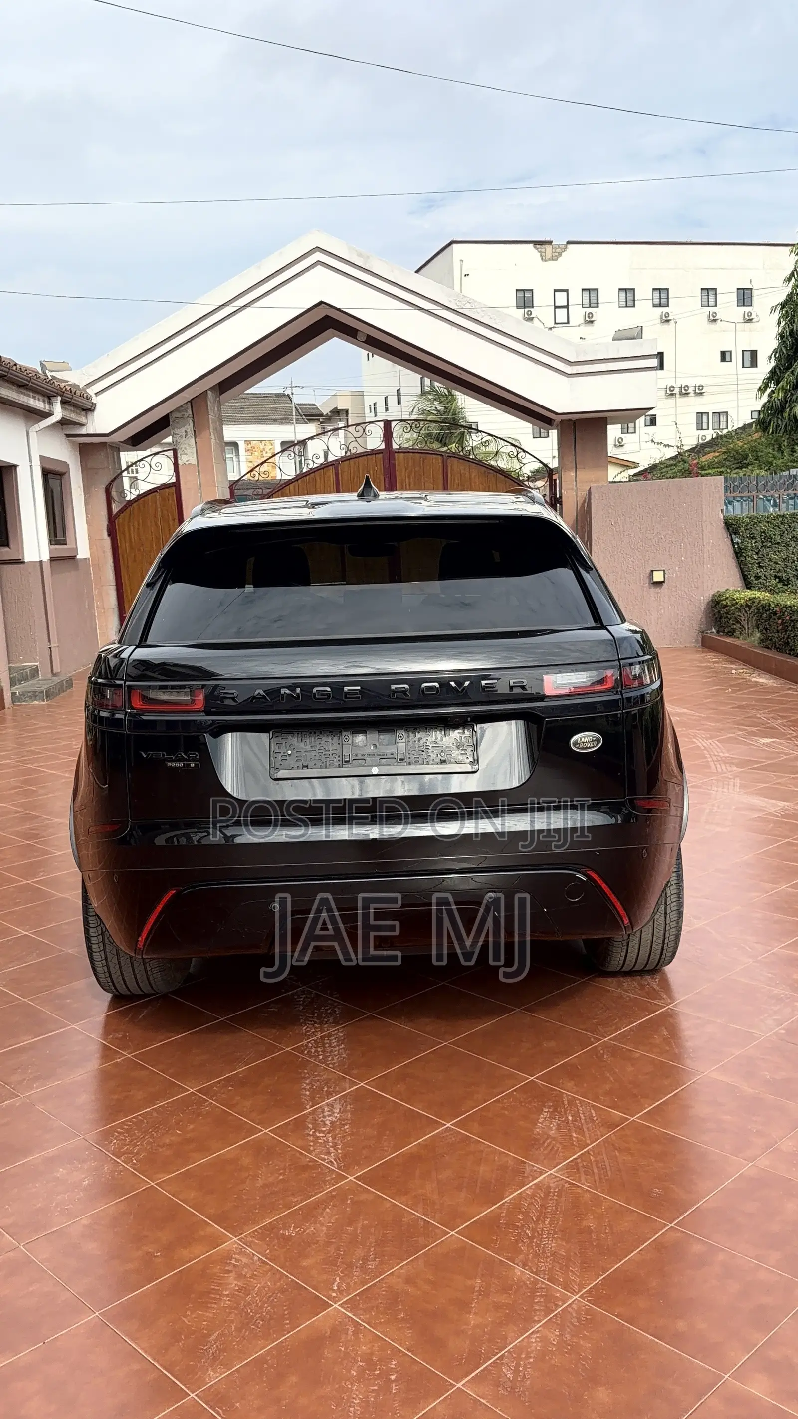 Rover Land 2019 Black