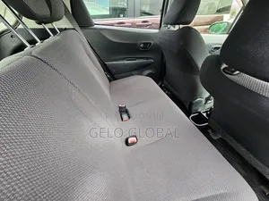 Toyota Vitz 2012 White