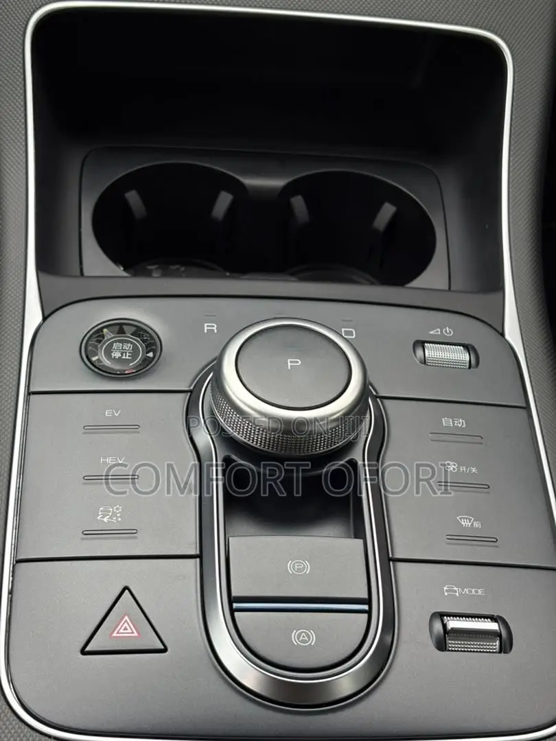 New BYD Destroyer 05 DM-i 1.5 Hybrid FWD 2025 Silver