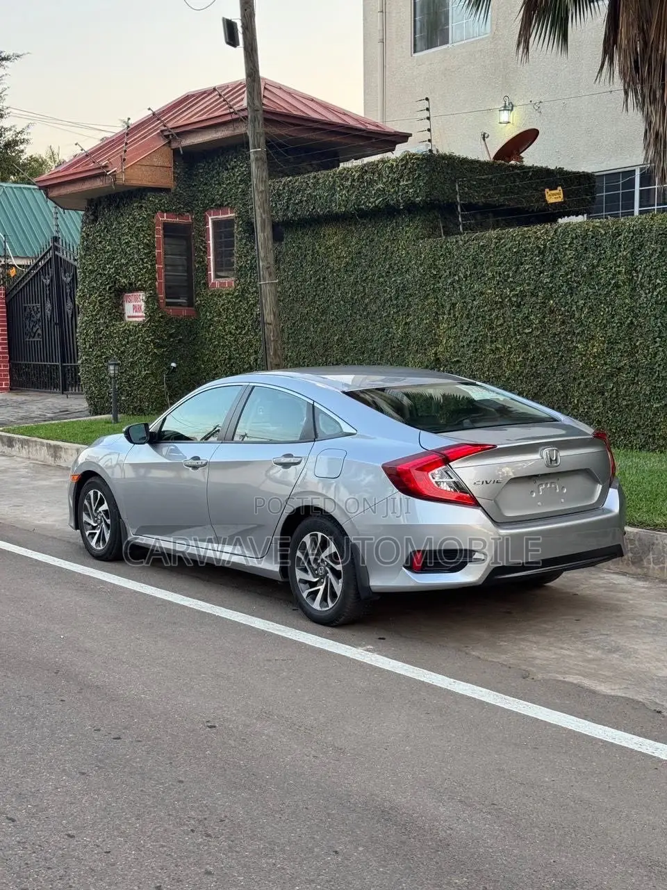 Honda Civic EX Sedan 2018 Silver