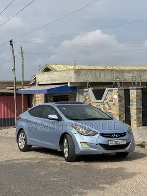 Hyundai Elantra Limited Sedan FWD (1.8L 4cyl 6A) 2013 Blue