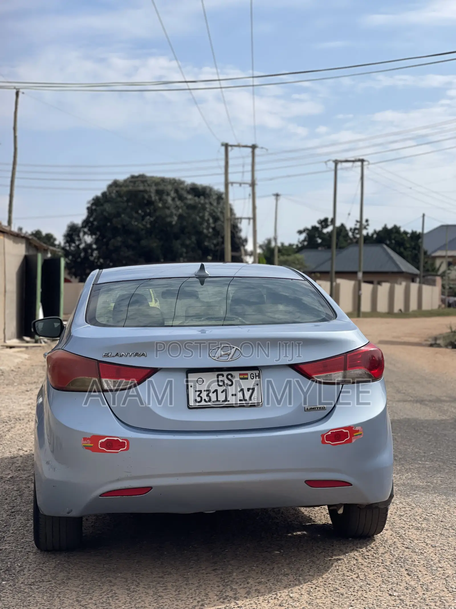 Hyundai Elantra Limited Sedan FWD (1.8L 4cyl 6A) 2013 Blue