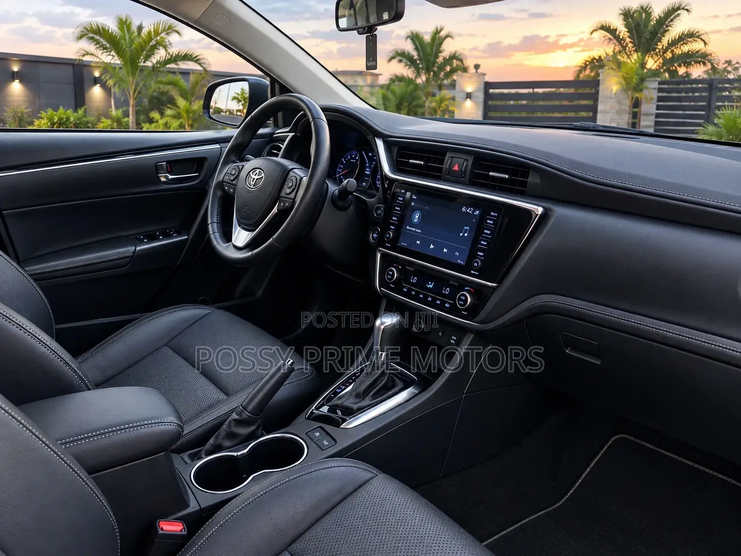 Toyota Corolla SE (1.8L 4cyl 6M) 2019 White