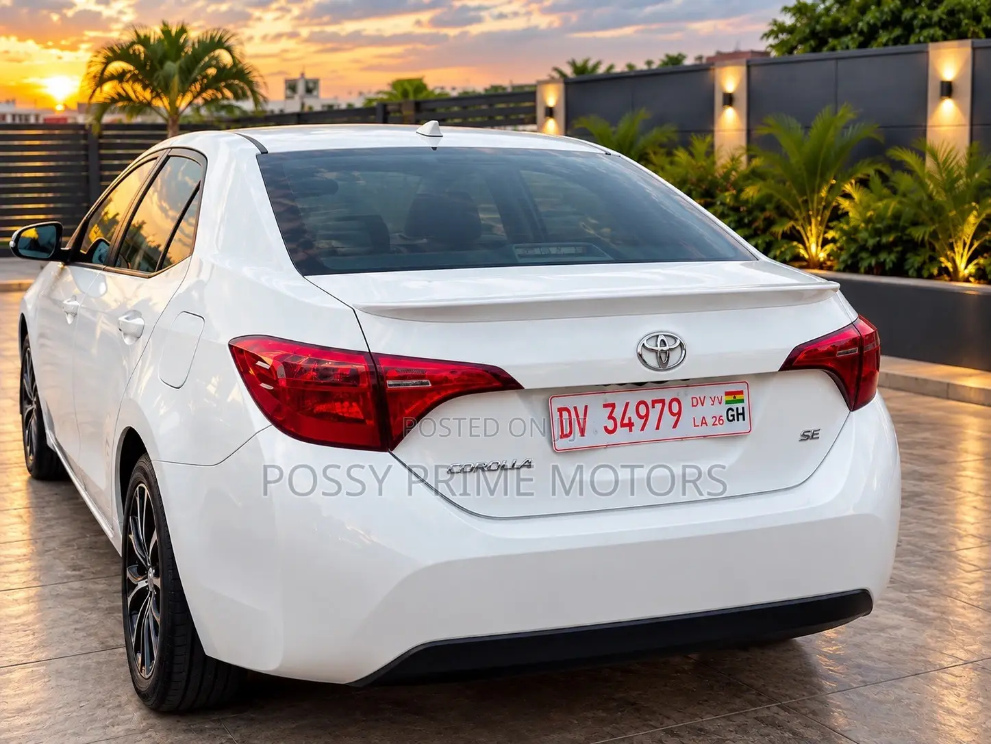 Toyota Corolla SE (1.8L 4cyl 6M) 2019 White