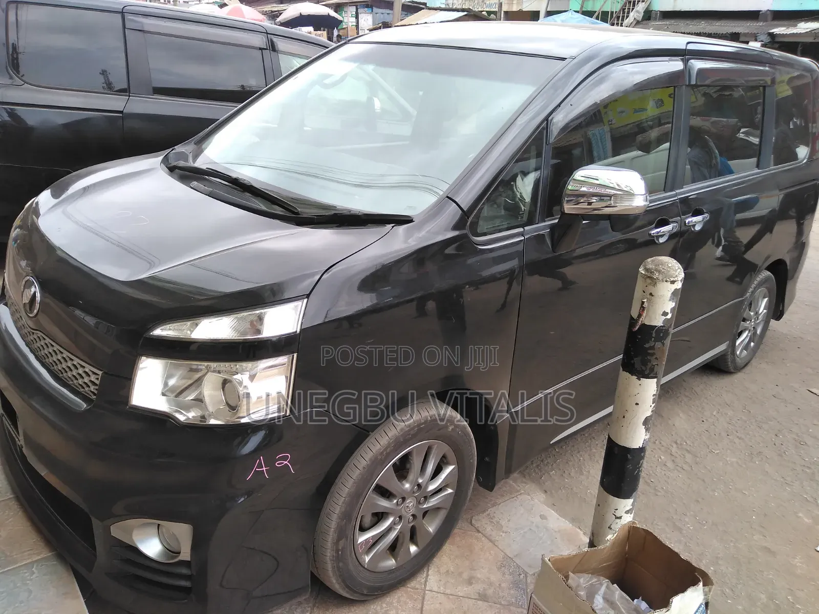 Toyota Voxy V 2WD 8-Seater 2011 Black