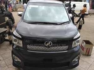 Toyota Voxy V 2WD 8-Seater 2011 Black