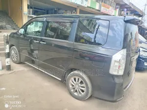 Toyota Voxy V 2WD 8-Seater 2011 Black
