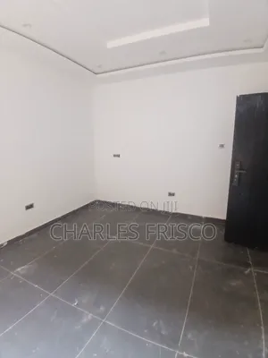 2bdrm Apartment in American House for rent