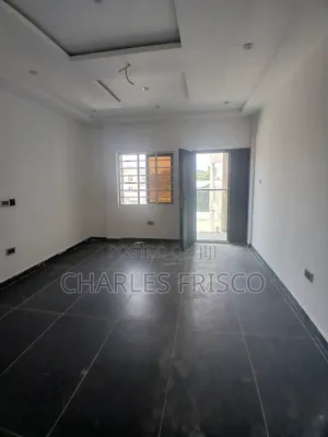 2bdrm Apartment in American House for rent