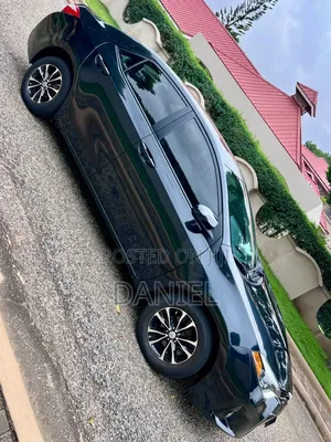 Toyota Corolla LE Eco 4dr Sedan (1.8L 4cyl CVT) 2016 Blue