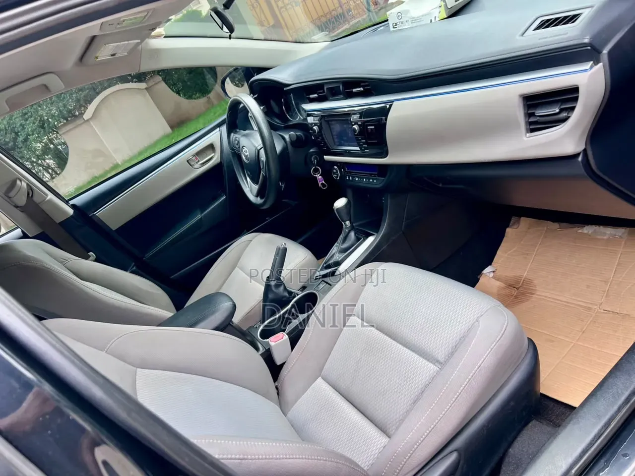 Toyota Corolla LE Eco 4dr Sedan (1.8L 4cyl CVT) 2016 Blue