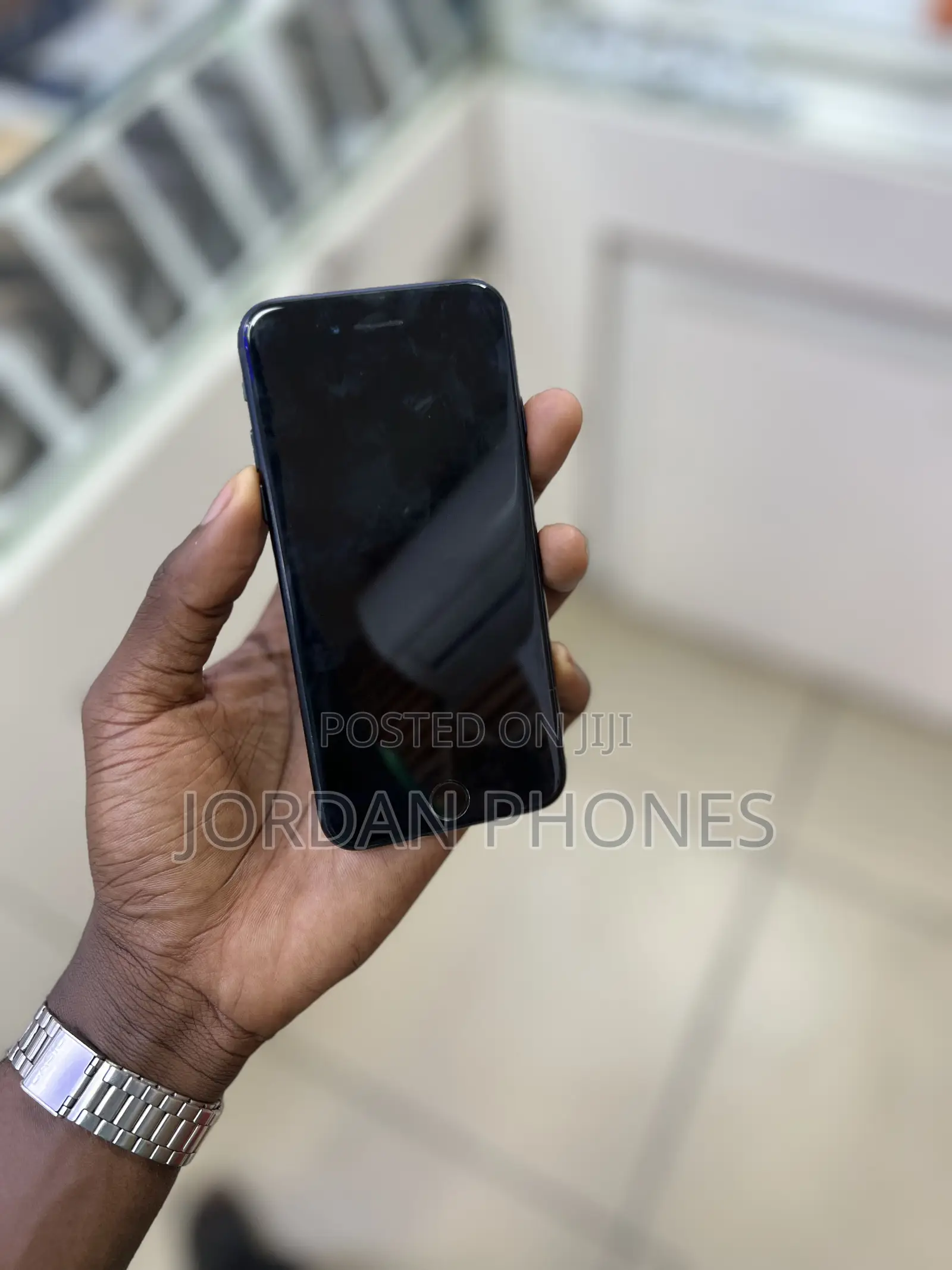 Apple iPhone SE (2022) 128 GB Black