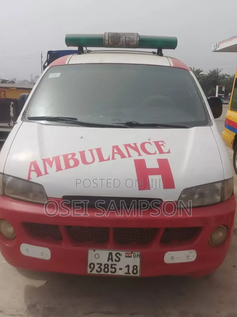 Hyundai H1 2015 White