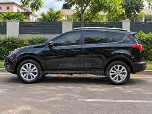Toyota RAV4 Limited 4dr SUV AWD (2.5L 4cyl 6A) 2015 Black
