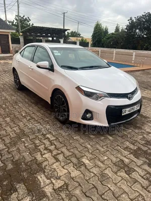 Toyota Corolla 2016 White