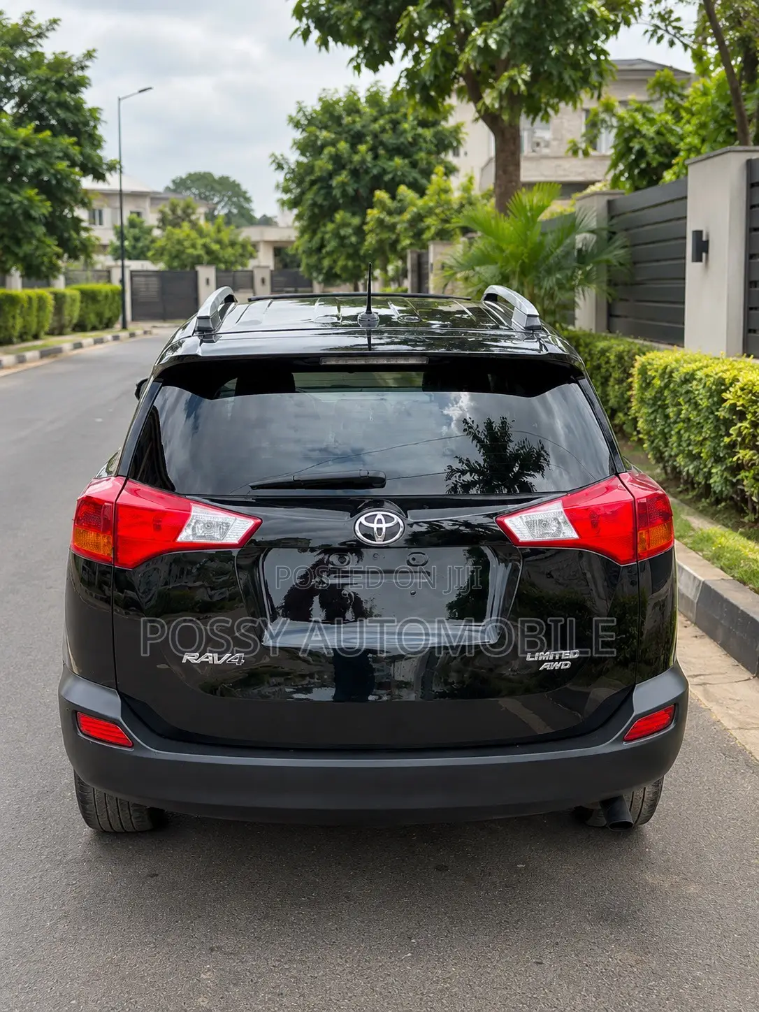 Toyota RAV4 Limited 4dr SUV AWD (2.5L 4cyl 6A) 2015 Black