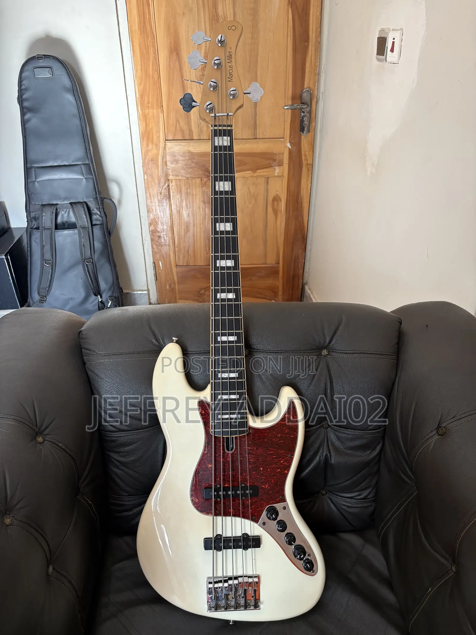 Marcus Miller V7