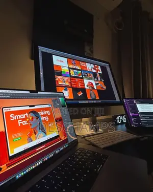 Remote Graphic Designer