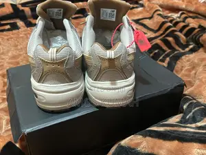 Brand New New Balance Abzorb 530