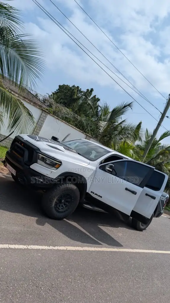 Dodge RAM 1500 5.7 Petrol AWD 2022 White