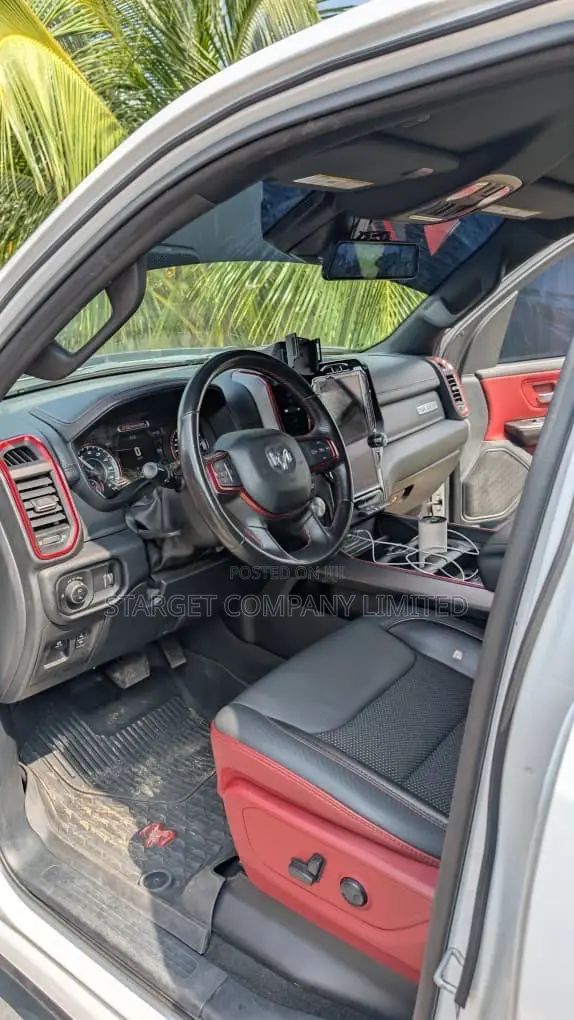 Dodge RAM 1500 5.7 Petrol AWD 2022 White