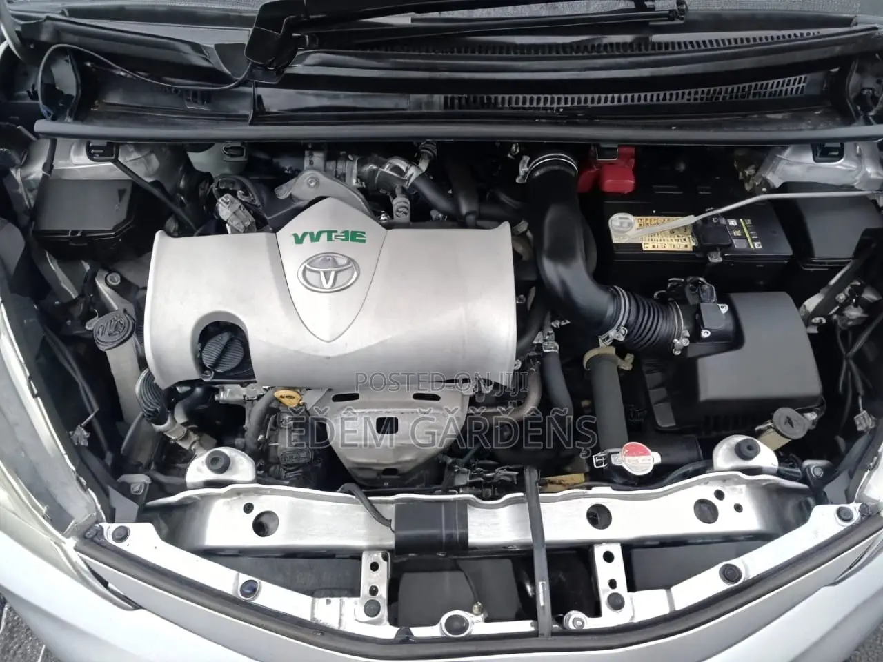 Toyota Vitz 2015 Gray