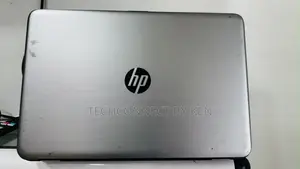 Laptop HP Pavilion 17 8GB Intel Core i5 HDD 500GB