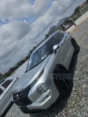 Mitsubishi Outlander SE Launch Edition 2022 Silver